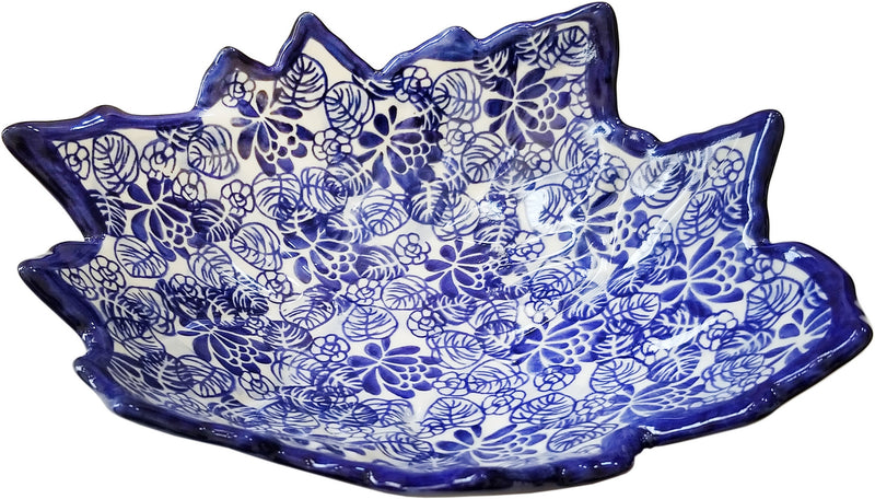 Boleslawiec Polish Pottery UNIKAT Serving Bowl in leaf shape "Madeline"